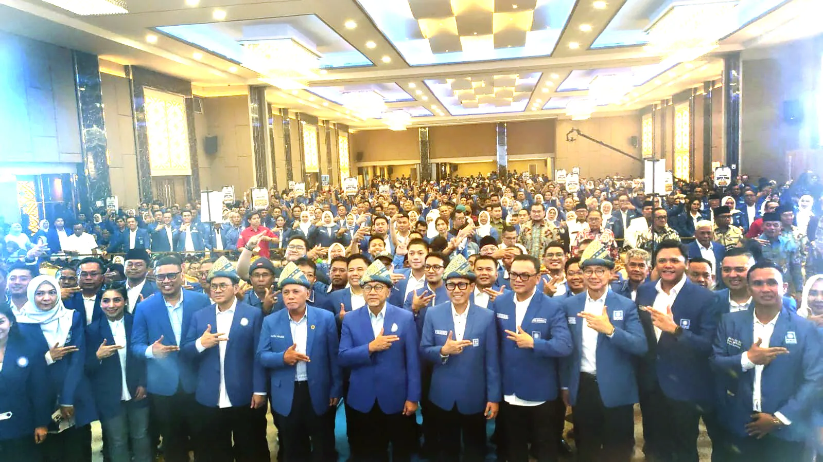 Pelantikan PAN Sumsel Disorot, Zulhas Puji Soliditas di Bawah Joncik Muhammad