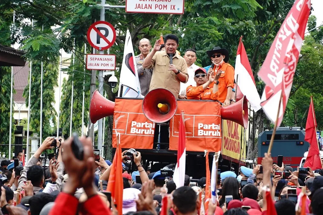 Herman Deru Wajibkan Perusahaan di Sumsel Lapor Lowongan Kerja Lewat SIAPkerja