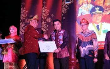 Buka Festival Sriwijaya 2026, Cik Ujang Dorong Pelestarian Budaya Daerah