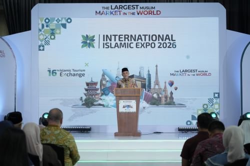 Menata Ulang Layanan Haji dan Umrah