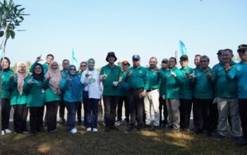 Pimpin Aksi Bersih Lingkungan, Muchendi Ajak Warga OKI Jadikan Kebersihan Sebagai Budaya