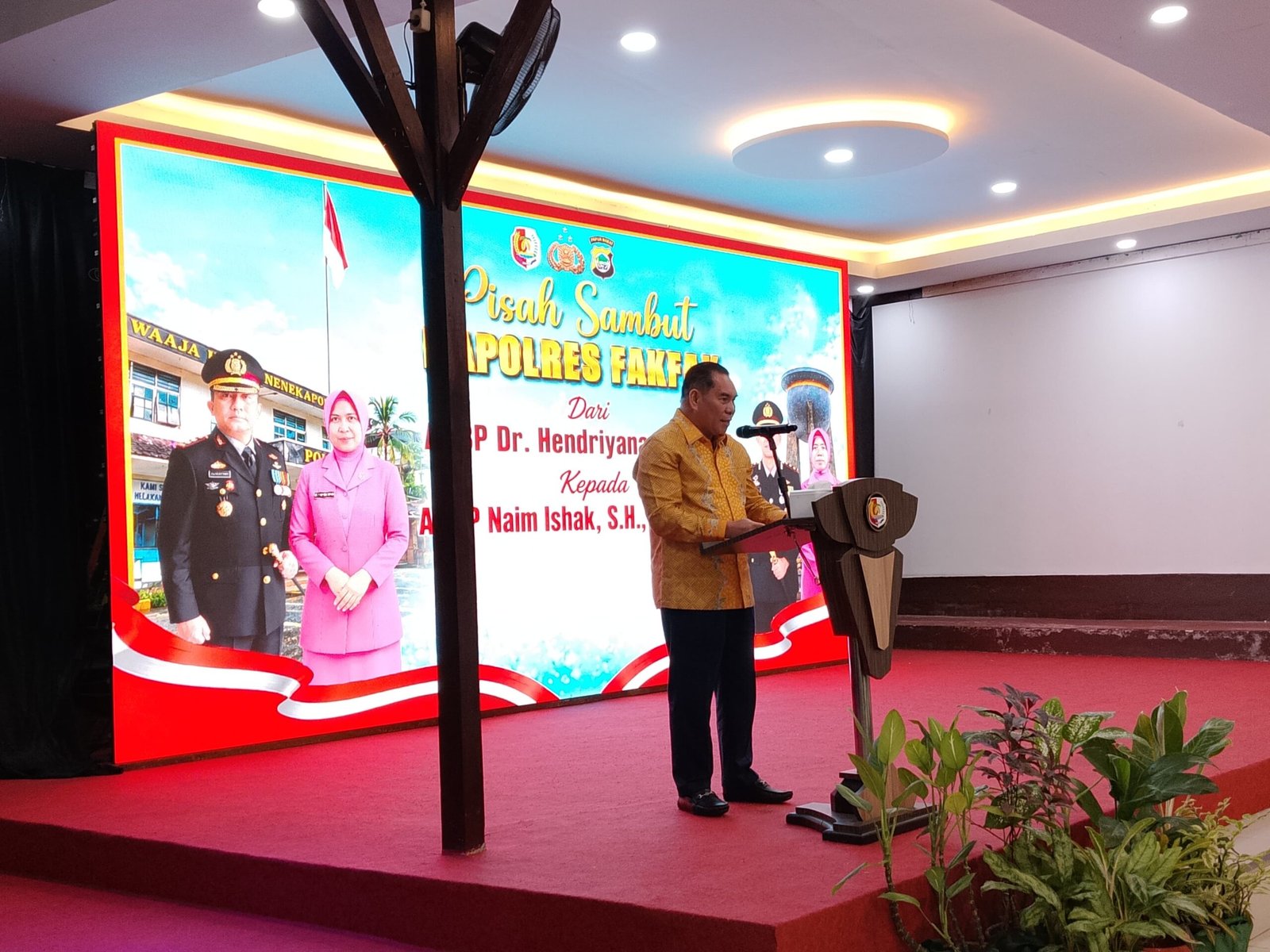 Bupati Fakfak Apresiasi Pengabdian AKBP Hendriyana, Sambut Kepemimpinan AKBP Naim Ishak