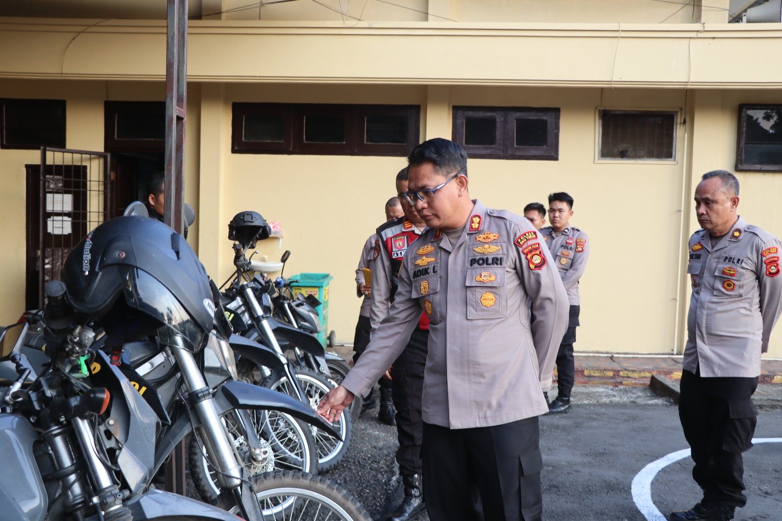 Kapolres OKU Timur Cek Kendaraan Dinas Sat Samapta, Pastikan Siap Dukung Patroli