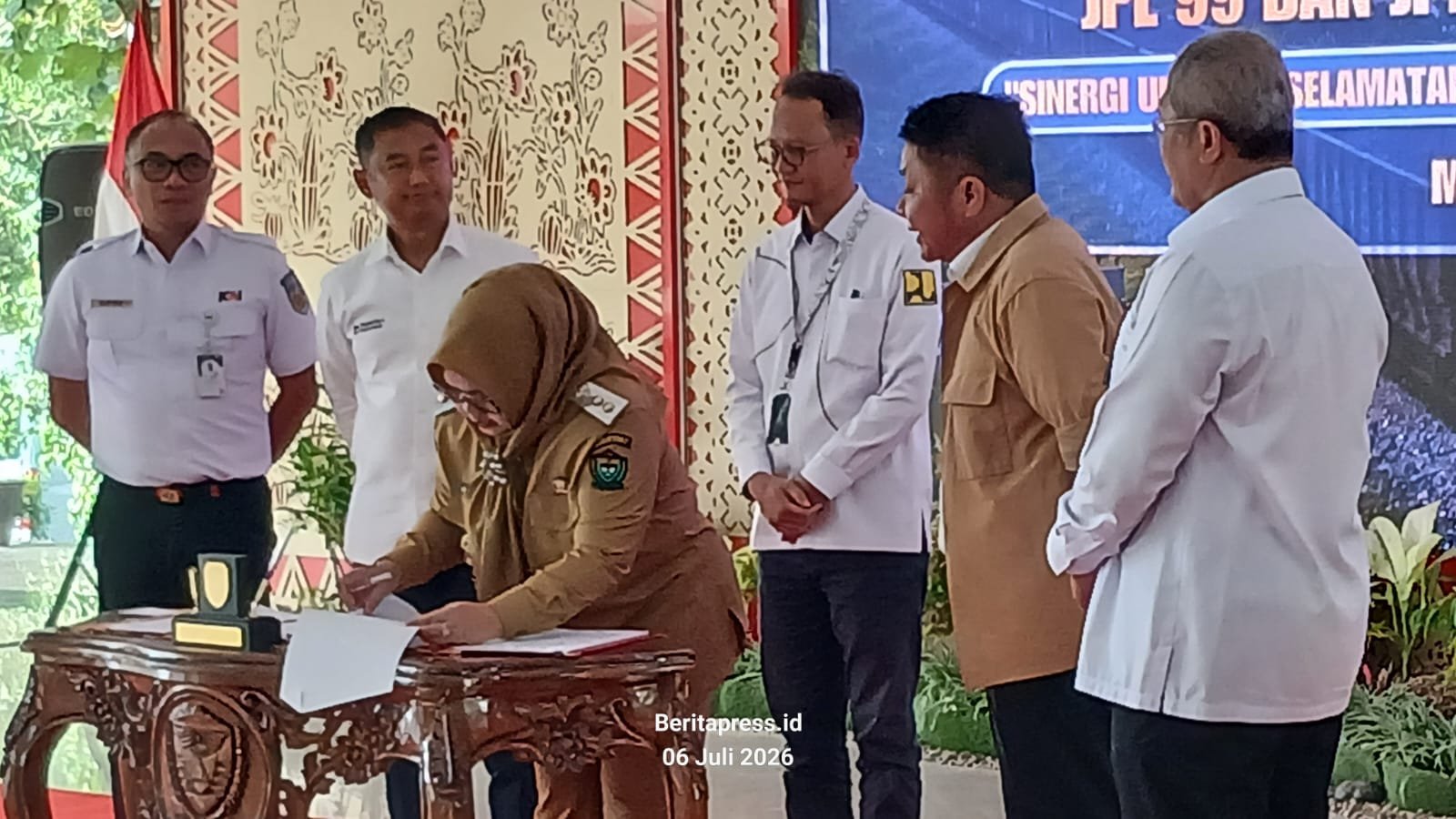 Penandatanganan Kerja Sama Lima Flyover di Muara Enim, Dongkrak Logistik dan Angkut Batubara