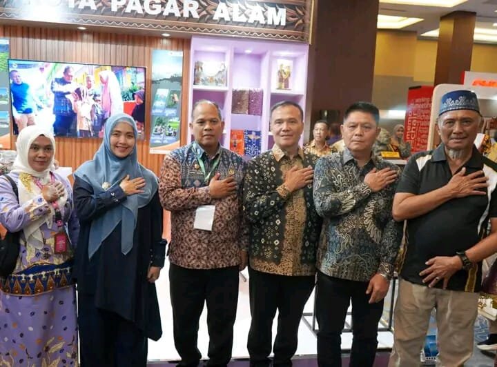 Wawako Bertha Tinjau Stan Pagar Alam di Indonesia City Expo APEKSI 2026