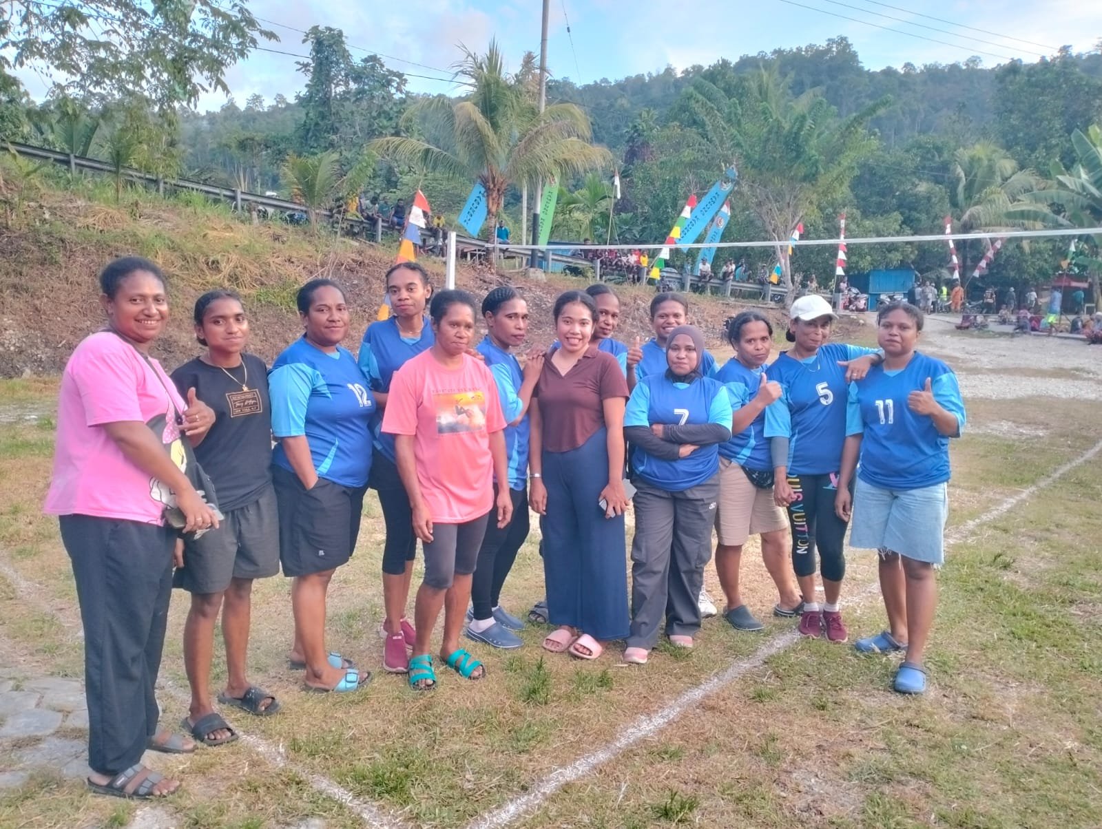Turnamen Voli Antar 9 Kampung di Distrik Kayauni Resmi Dibuka, Warga Antusias Sambut HUT RI ke-81