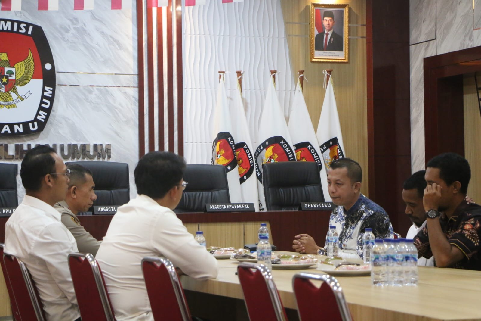 Jelang Tahapan Pemilu, Kapolres Fakfak Pastikan Kesiapan Pengamanan dan Koordinasi dengan KPU