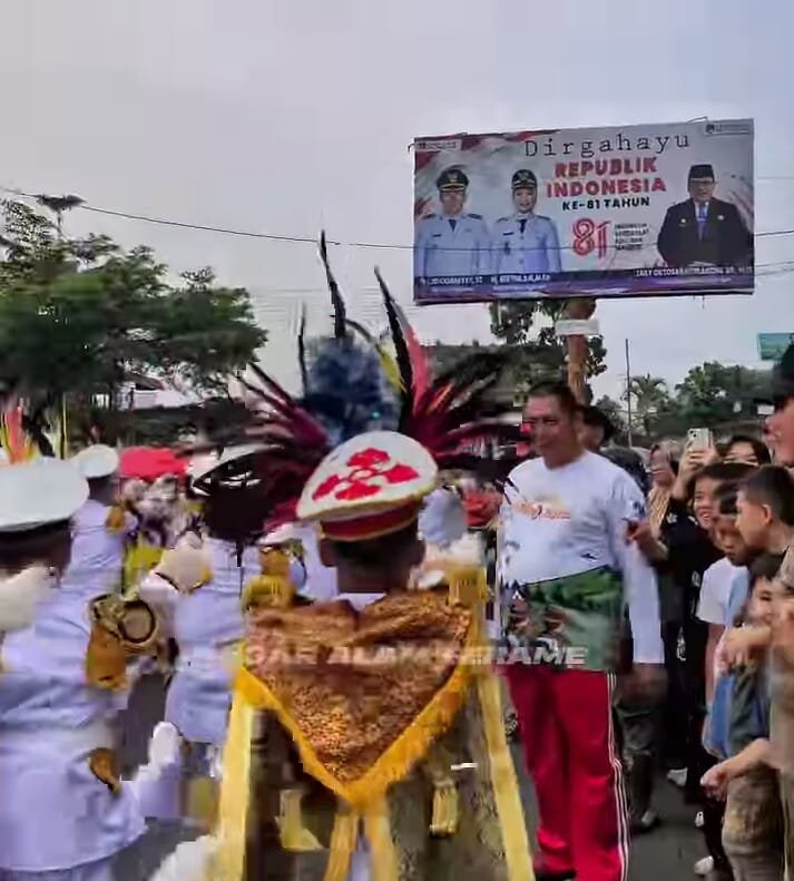 Wali Kota Ludi Lepas 138 Regu Gerak Jalan, Pelajar SD Pagaralam Tampil Penuh Semangat