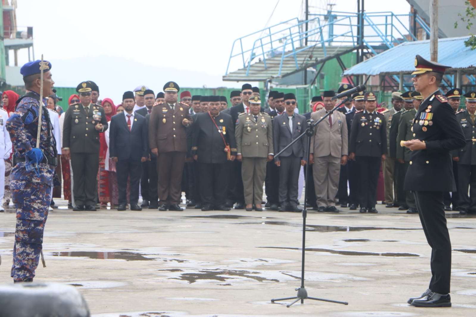 Dari Laut Fakfak, Kapolres Naim Ishak Serukan Jaga Persatuan dan Keutuhan NKRI