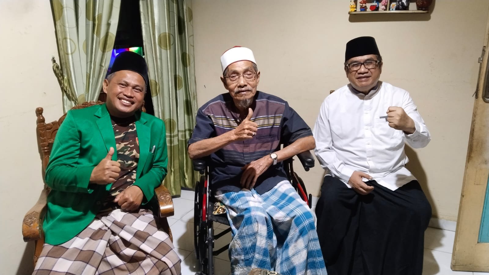 Sesepuh NU KH Jamil Rusdi Berikan Restui PCNU Pagar Alam Ikuti Muktamar NU ke-35