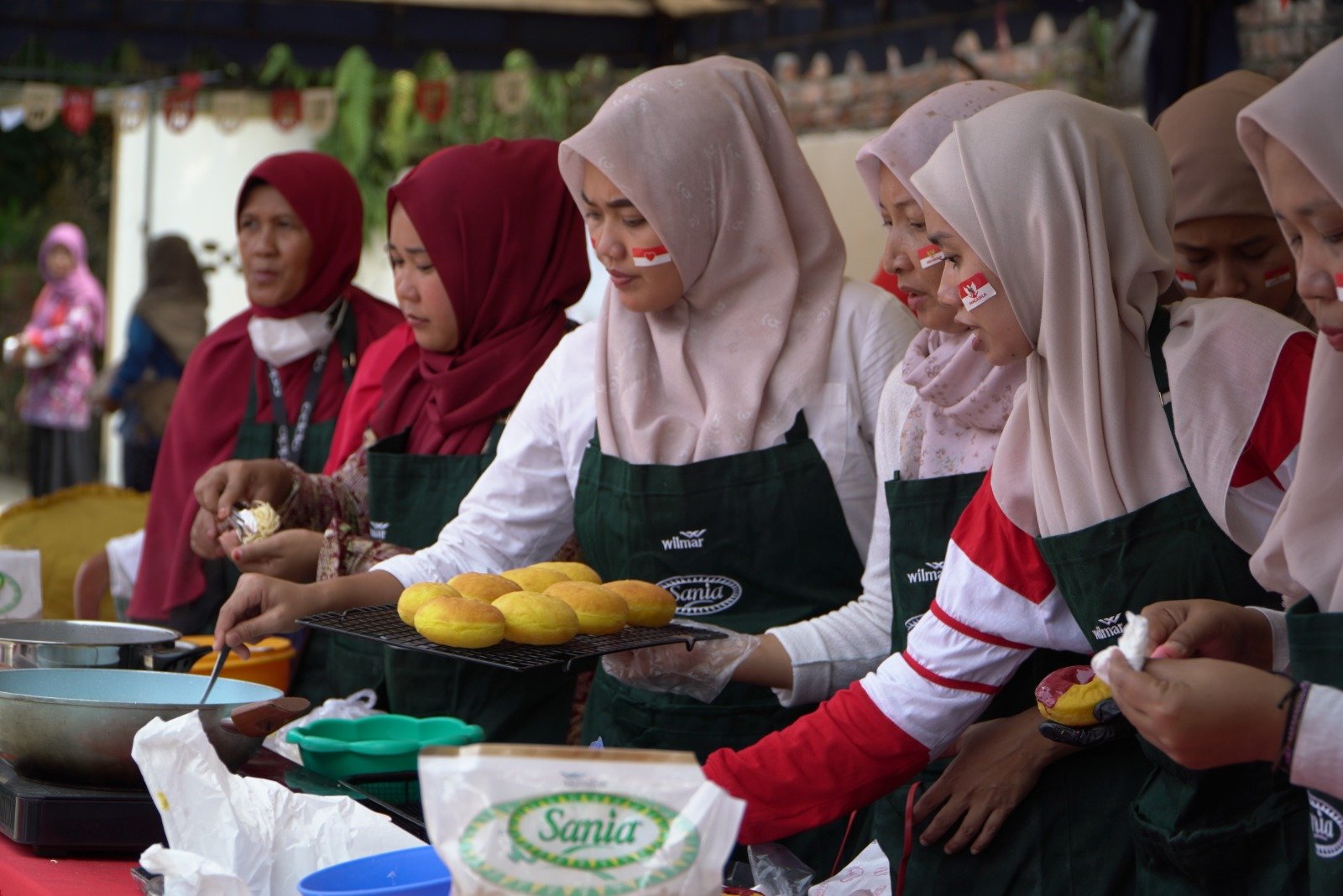 PLN UID S2JB Pacu Kreativitas UMK Jambi, Mie dan Donat Disulap Jadi Peluang Bisnis