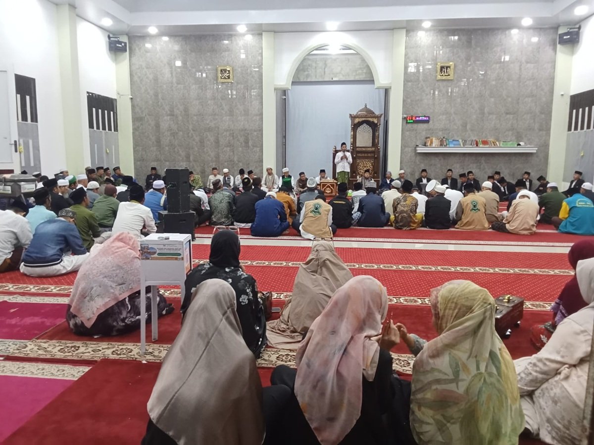 Ustaz Basyir Gelar Maulid Nabi 1448 H di Masjid Al Aly Tanjung Payang