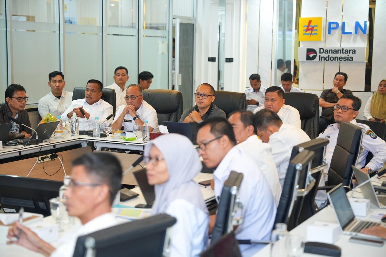 Akses Listrik Desa Dikebut, Kemenhut dan PLN Bersama Pemprov Sumsel Cari Jalan Keluar Perizinan