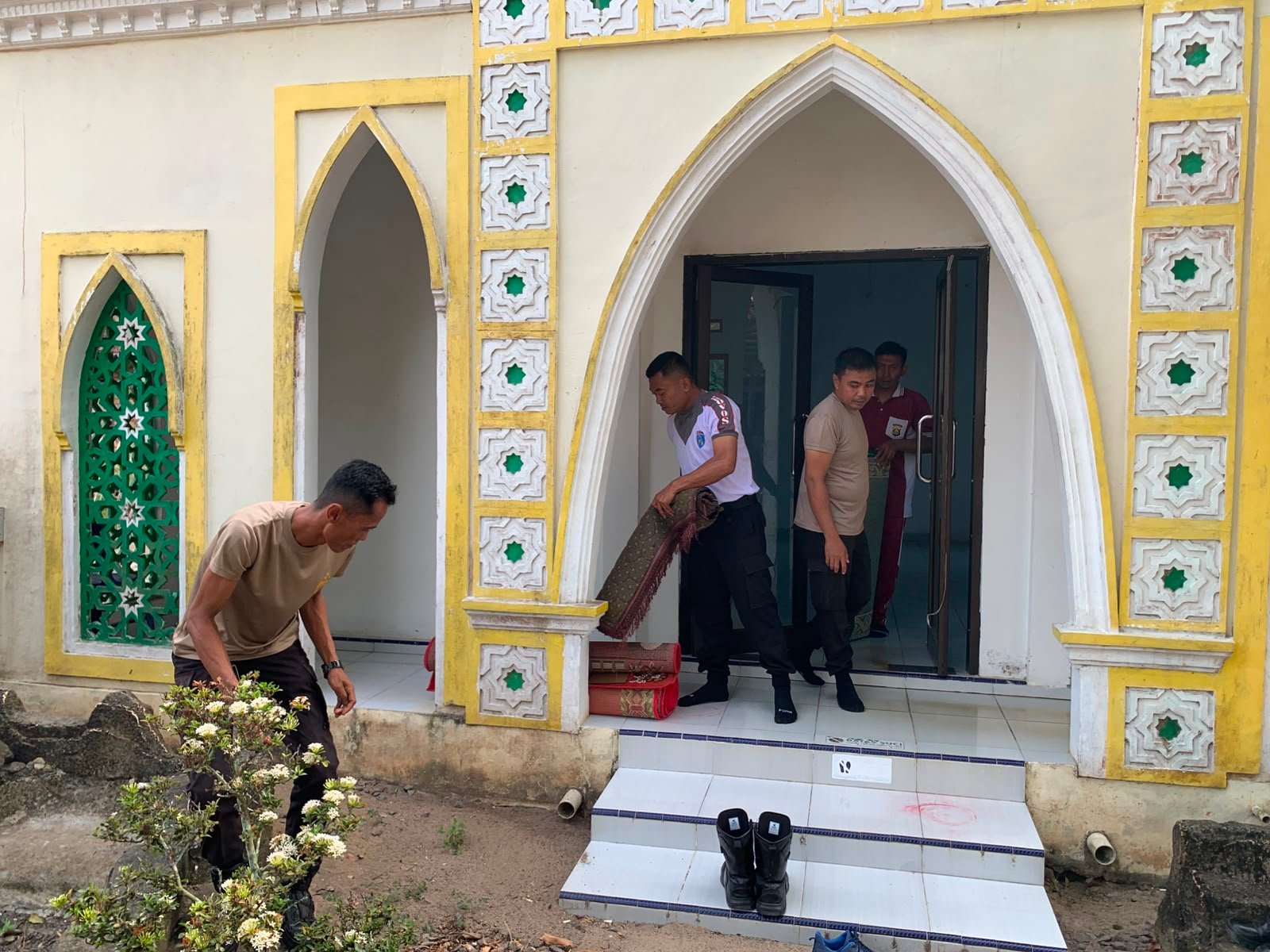 Polsek Semendawai Suku III Gelar Program Belida, Dukung Gerakan Indonesia ASRI