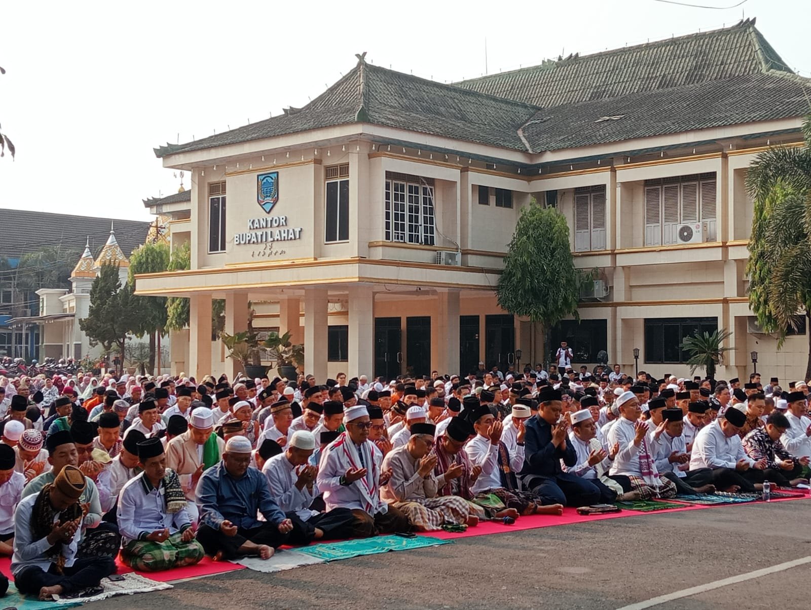 Dubes Palestina Ikuti Salat Istighosah Bersama Pemkab Lahat