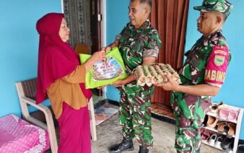 Jaga Tali Silaturahmi, Prajurit Kodim Fakfak Datangi Kediaman Veteran dan Warakawuri