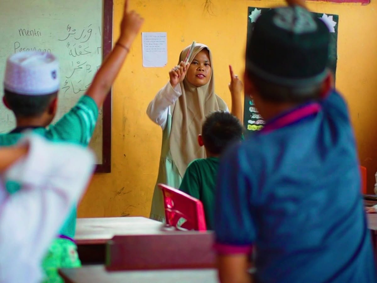 Menyala di Lembah Mandailing, Listrik 24 Jam PLN Buka Jalan Cita-Cita Anak Desa Patialo