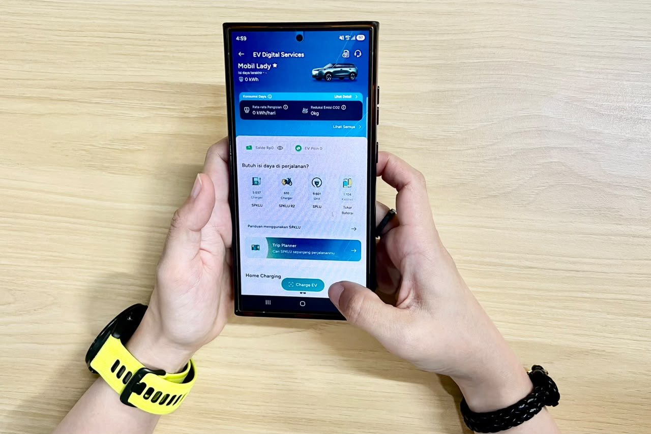 Bye-bye Antre Panjang! PLN Mobile Hadirkan Fitur AntreEV