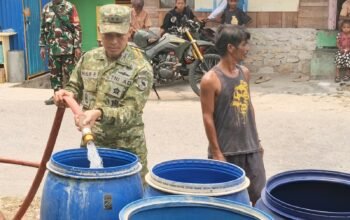 TNI Hadir di Tengah Krisis Air Bersih, Kodim 1803/Fakfak Distribusikan Bantuan ke Sejumlah Lokasi