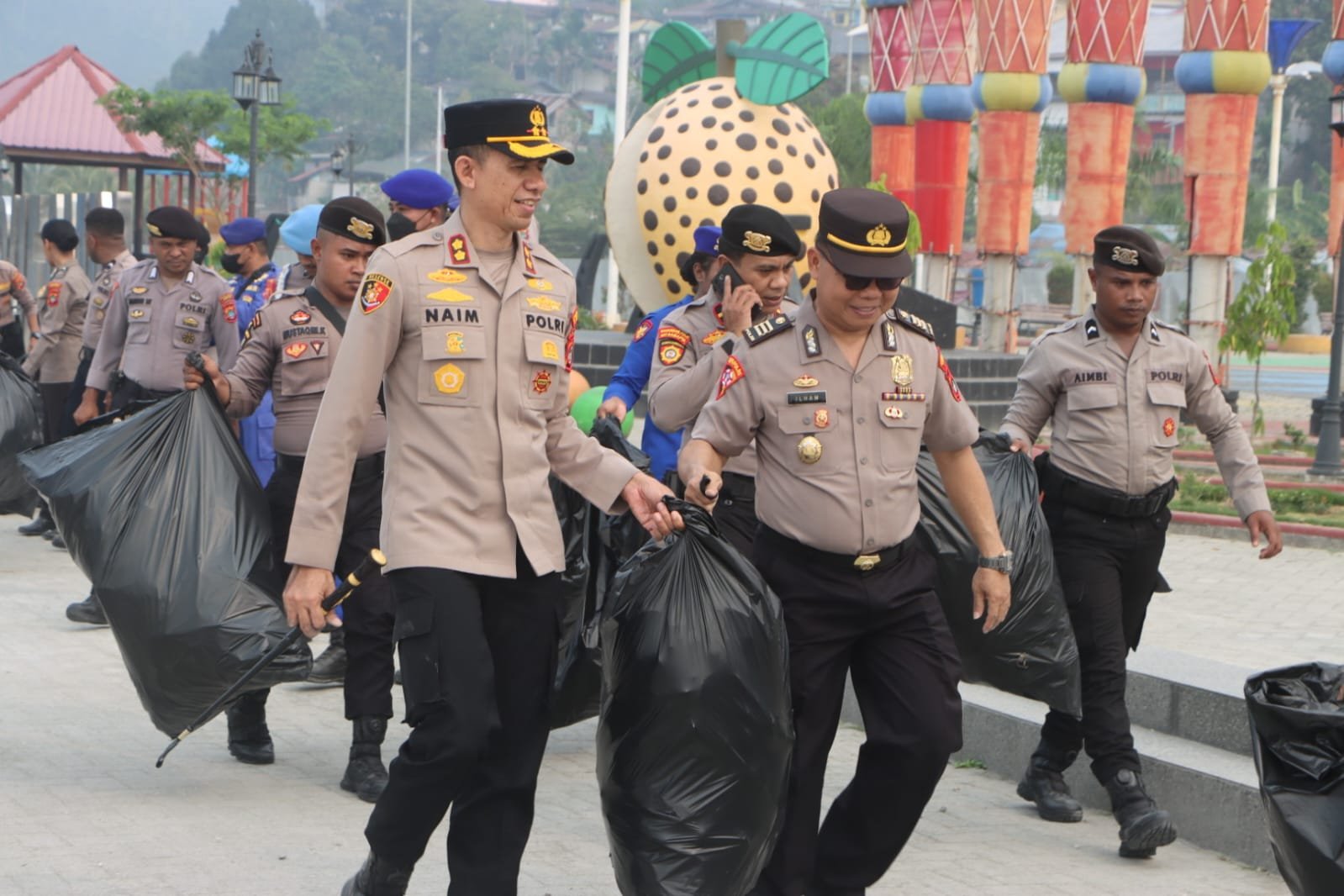 Dari Taman hingga Laut, Polres Fakfak Bergerak Wujudkan Lingkungan Bersih