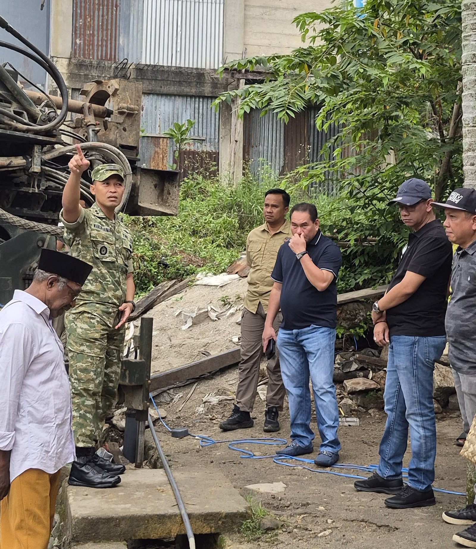 Bupati Fakfak Pantau Sumur Bor di Jalan Kapten Napitupulu, Warga Harapkan Solusi Air Bersih