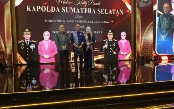 Kenal Pamit Kapolda Sumsel Penuh Kehangatan, Sandi Nugroho Titipkan Pesan, Rony Samtana Lanjutkan Pengabdian