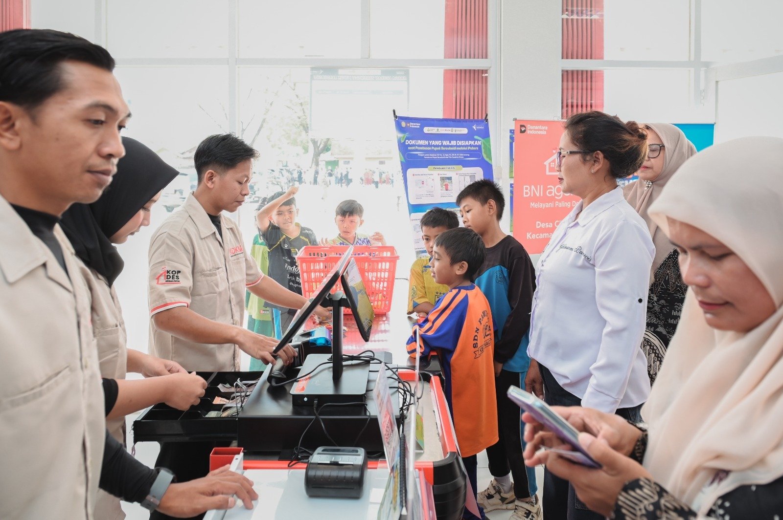 Empat KDKMP di Jawa Barat Ditinjau, PLN Dorong Kemudahan Transaksi Listrik