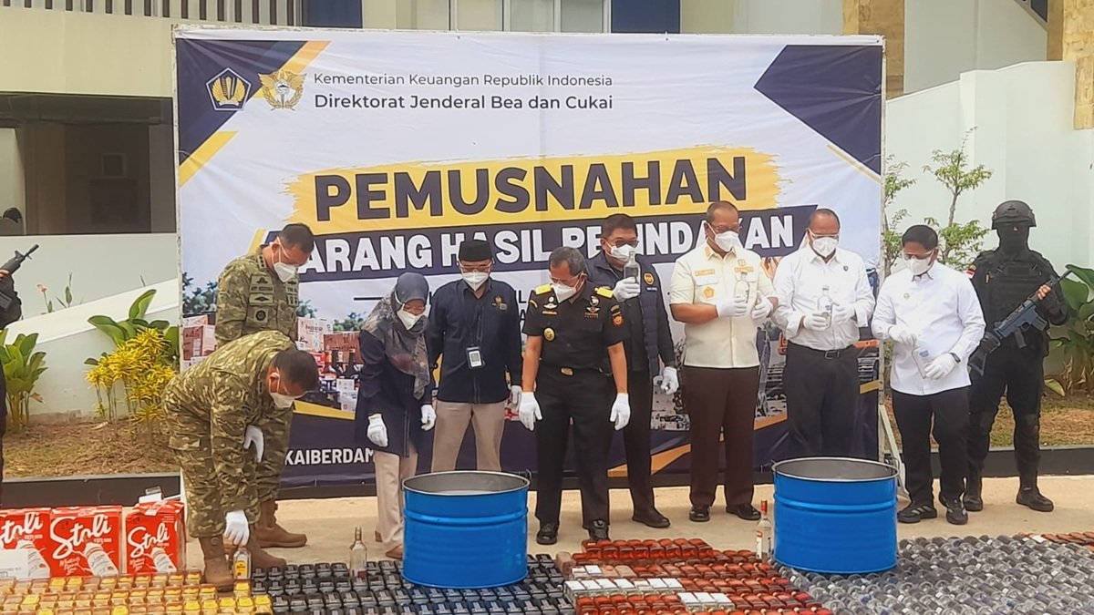 Bea Cukai Sumbagtim Musnahkan Rokok Ilegal, Nilai Barang Capai Rp40,3 Miliar