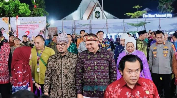 Kenakan Gitar Kepundang, Wali Kota Pagar Alam Promosikan Budaya Daerah di APEKSI 2026