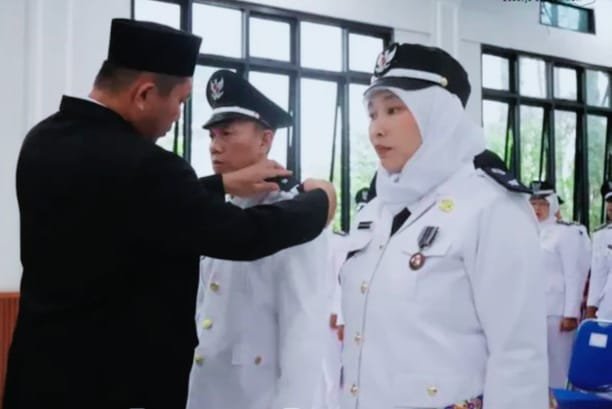 Jumat Keramat, Wali Kota Pagar Alam Lantik 56 ASN, Termasuk Sejumlah Lurah