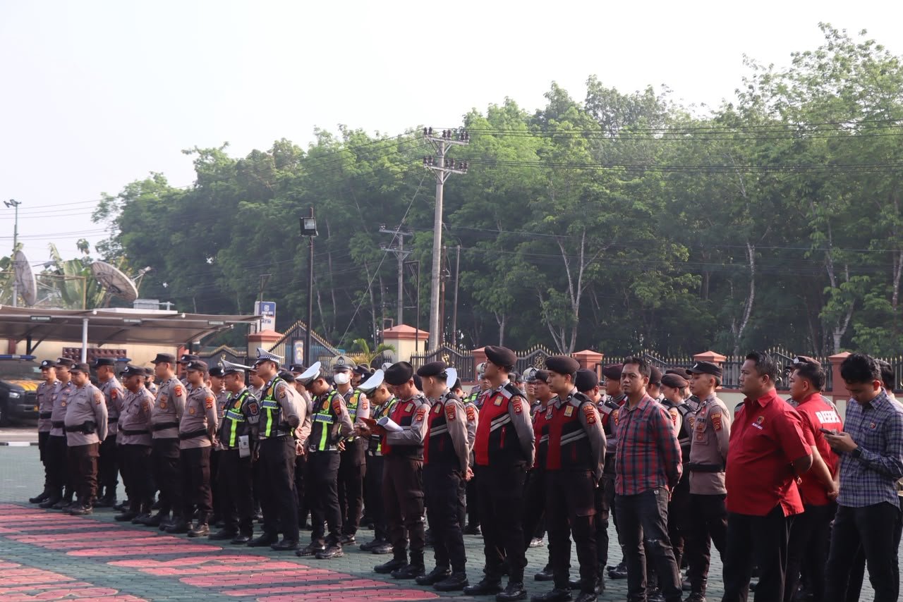 Polres OKU Timur Gelar Binrohtal dan Galang Dana Kemanusiaan bagi Masyarakat Membutuhkan